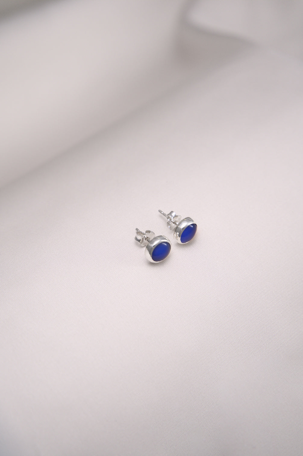 Tainome Stud Earrings