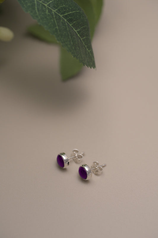 Tainome Stud Earrings