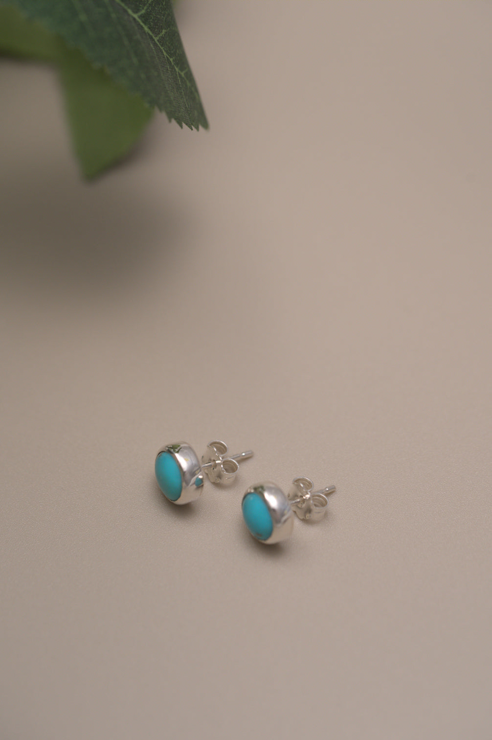Tainome Stud Earrings
