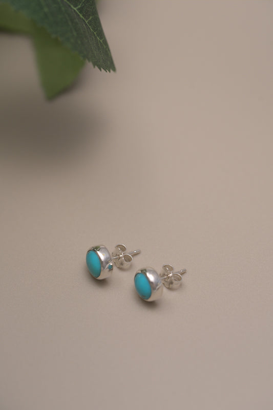 Tainome Stud Earrings