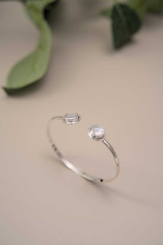 Tainome Cuff