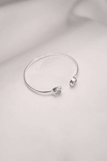 Tainome Cuff
