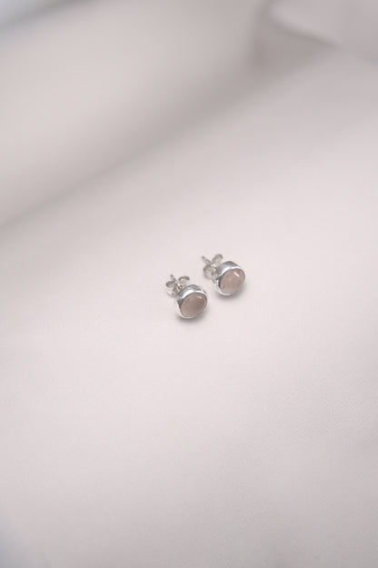 Tainome Stud Earrings