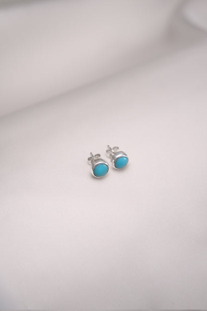 Tainome Stud Earrings