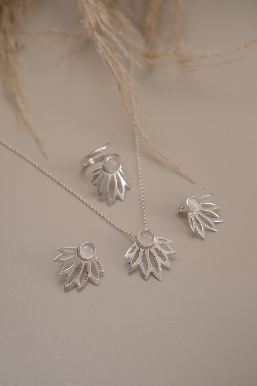 Yucca Necklace