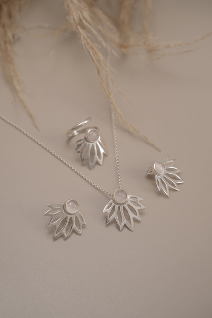 Yucca Necklace