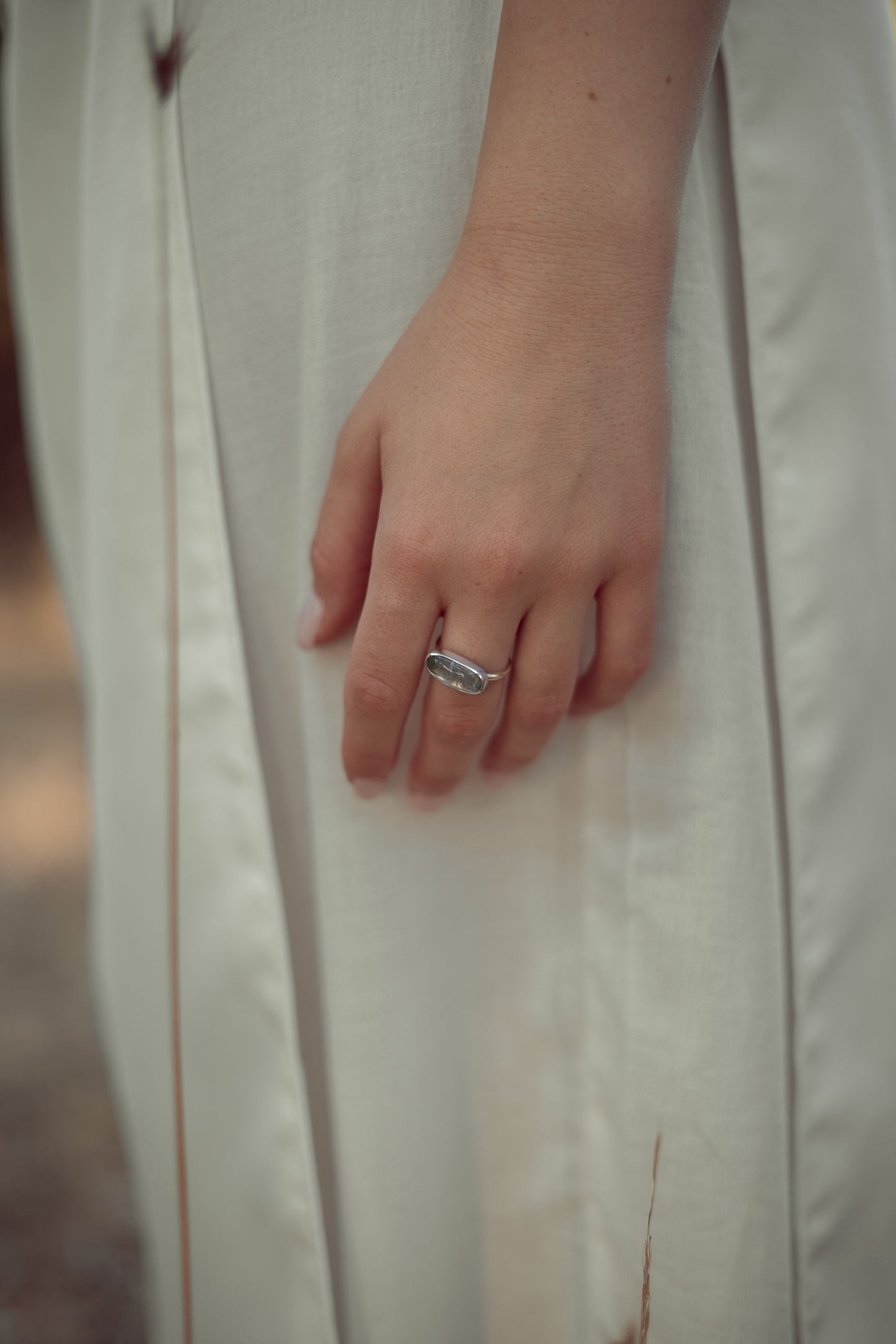Inoru Ring