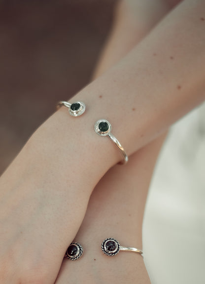 Tainome Cuff