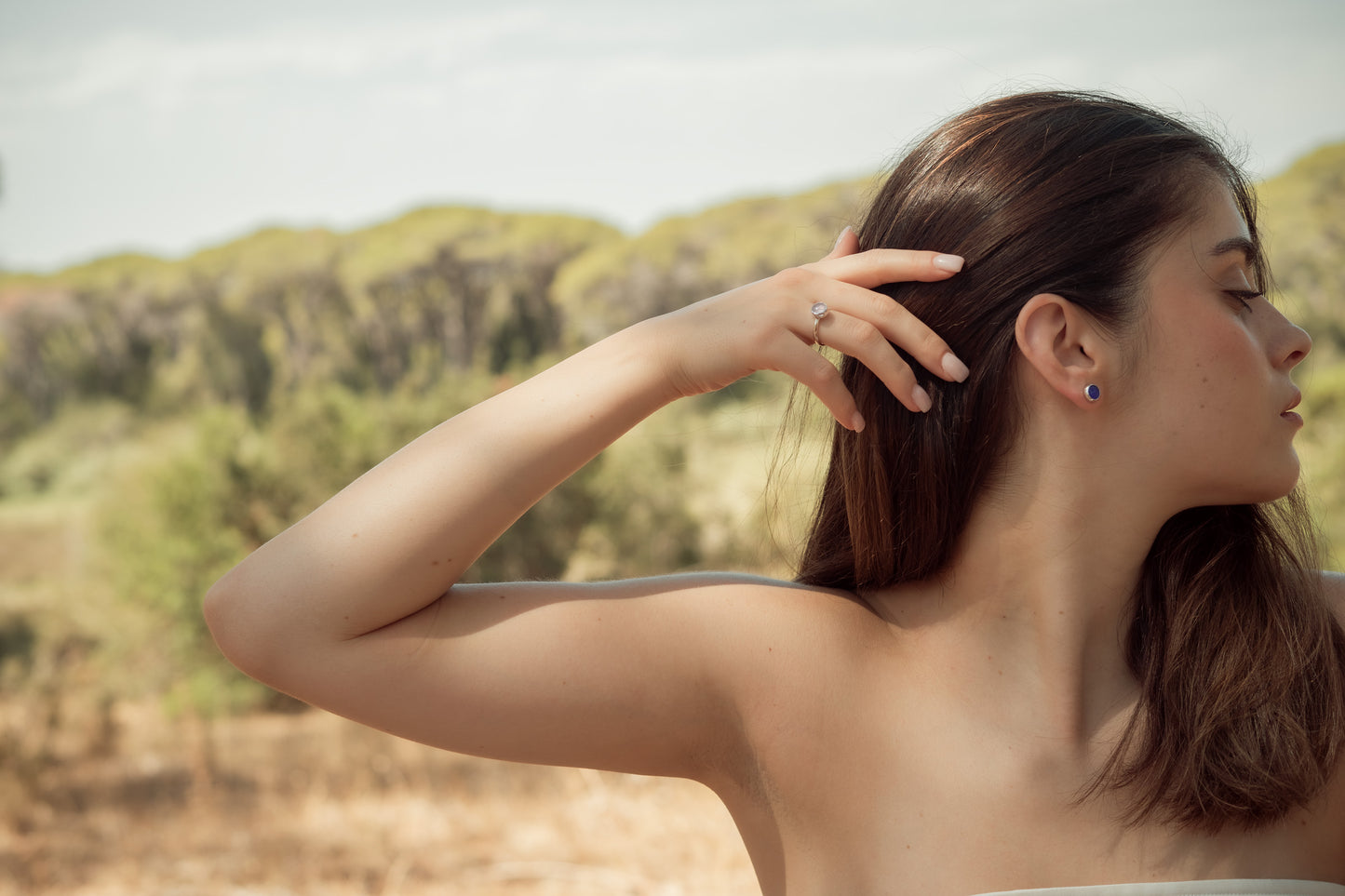 Tainome Stud Earrings