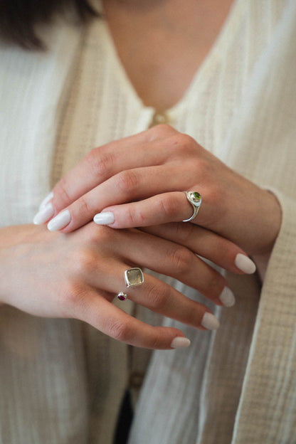 Iuxta Ring