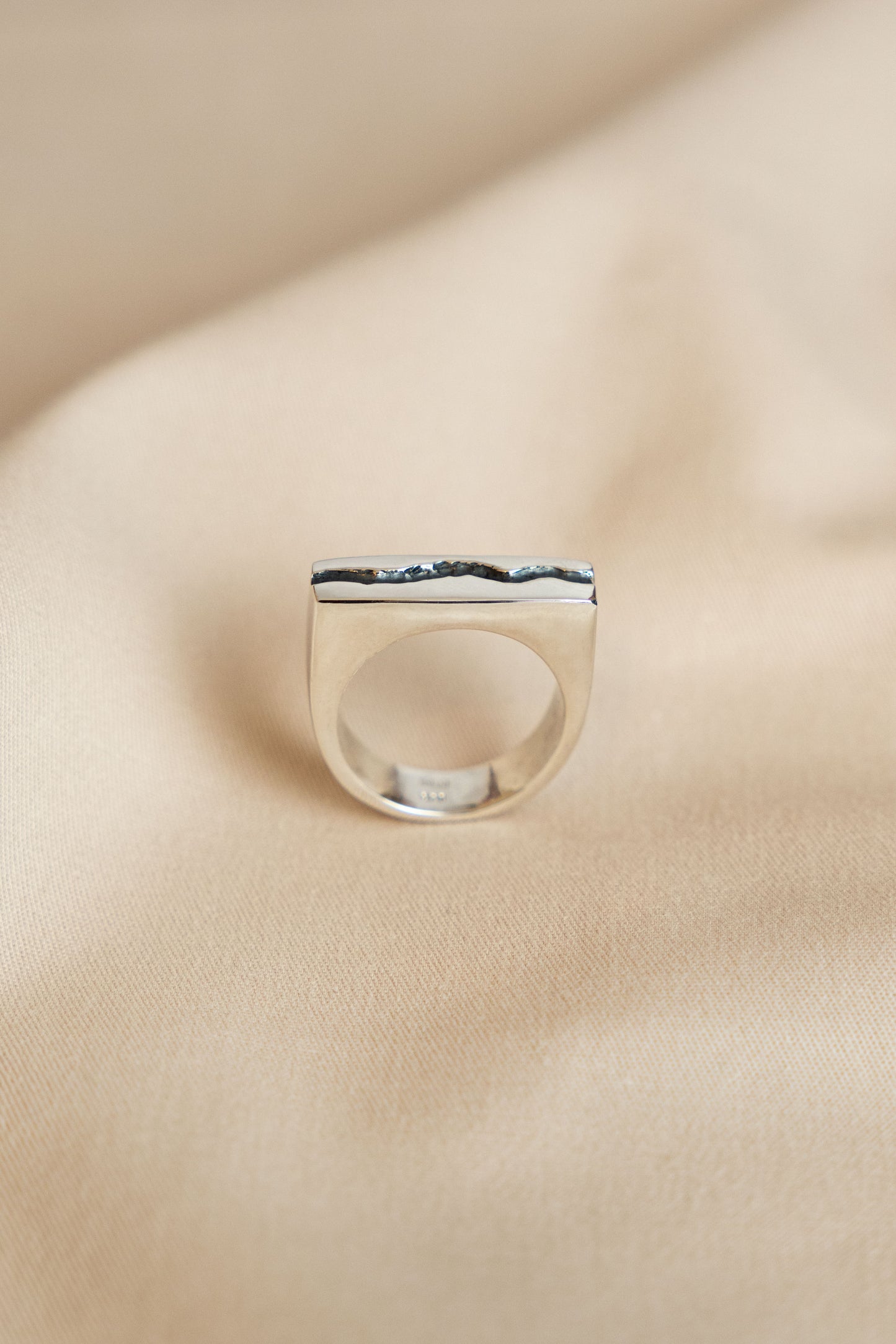 Esse Flumen Ring