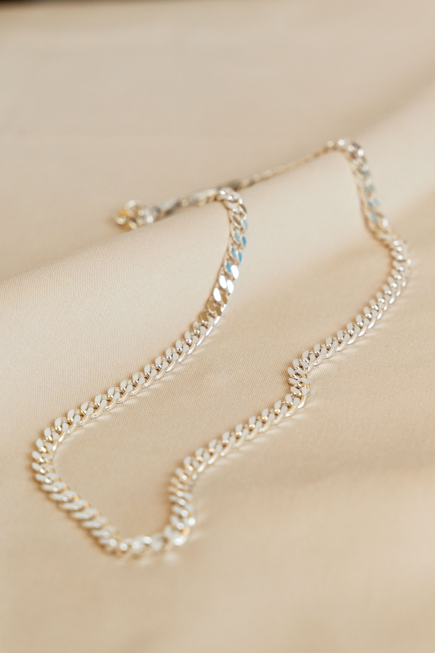Omoi Chain